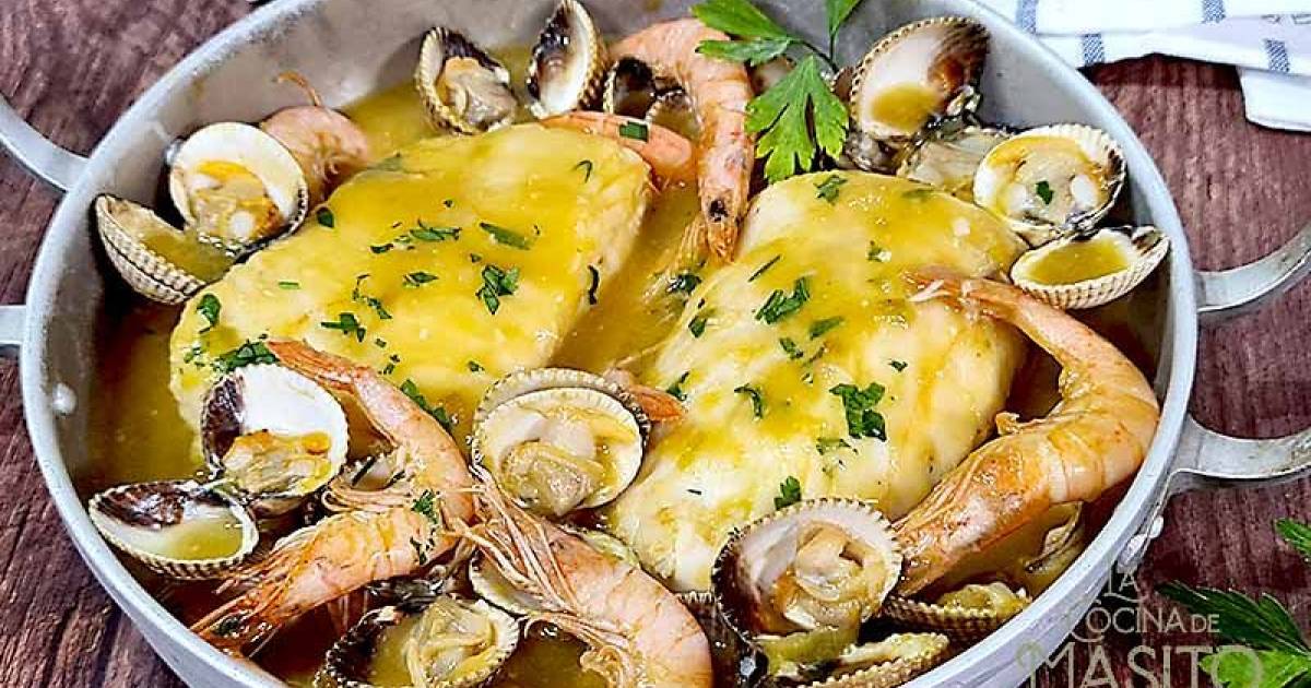 Merluza en salsa con gambas y berberechos Cocina y recetas fáciles