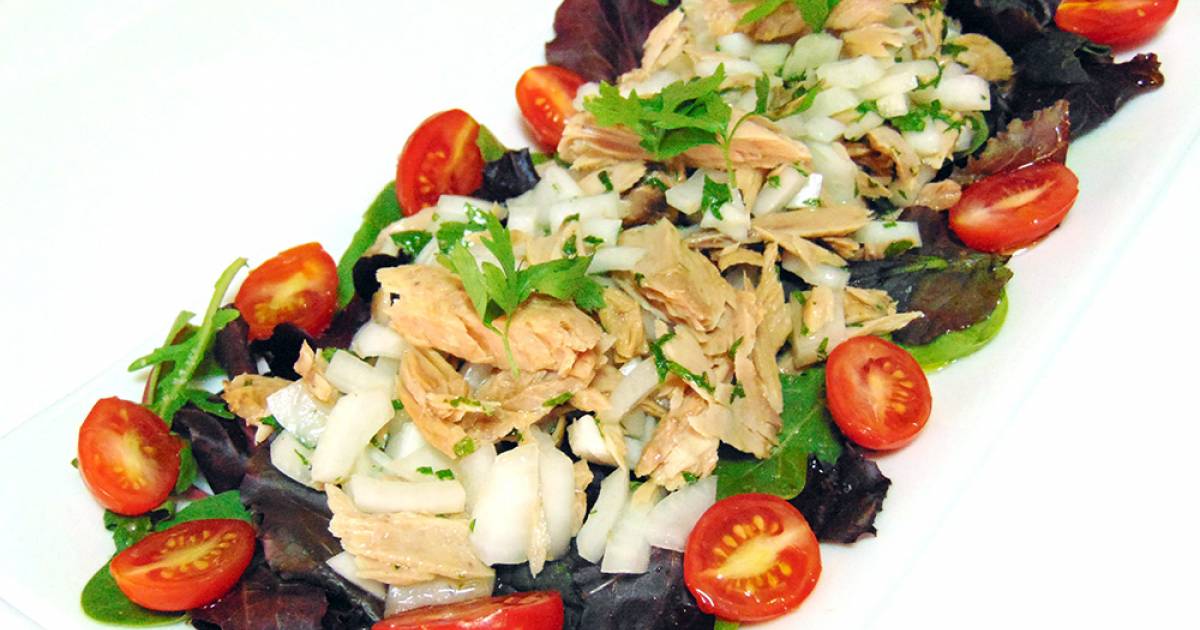 Ensalada De Brotes Tiernos Con Aliño De Melva O Atún | Cocina Y Recetas ...